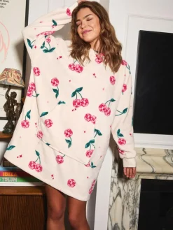 Urban Threads Cream Disco Cherries Fleece Blanket Hoodie^Women Bathrobes