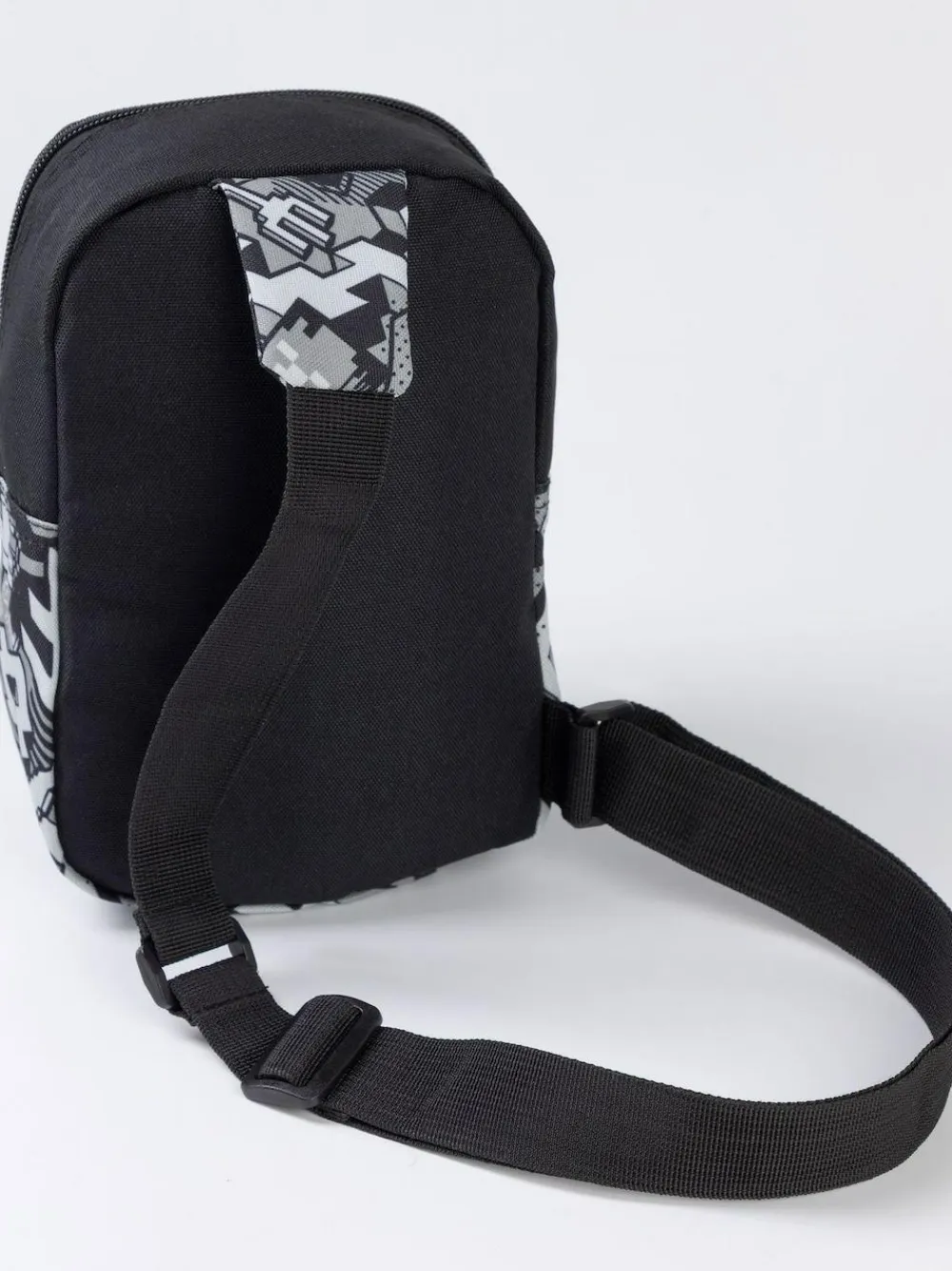 Vanilla Underground Black Minecraft Multicoloured Body Bag^BOY Bags