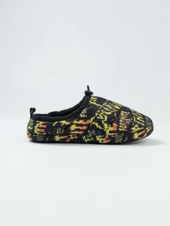 Discount Vanilla Underground Black Fortnite Boys Slippers