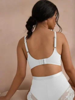 Hot Next DD+ Forever Lite Smoothing Bra White