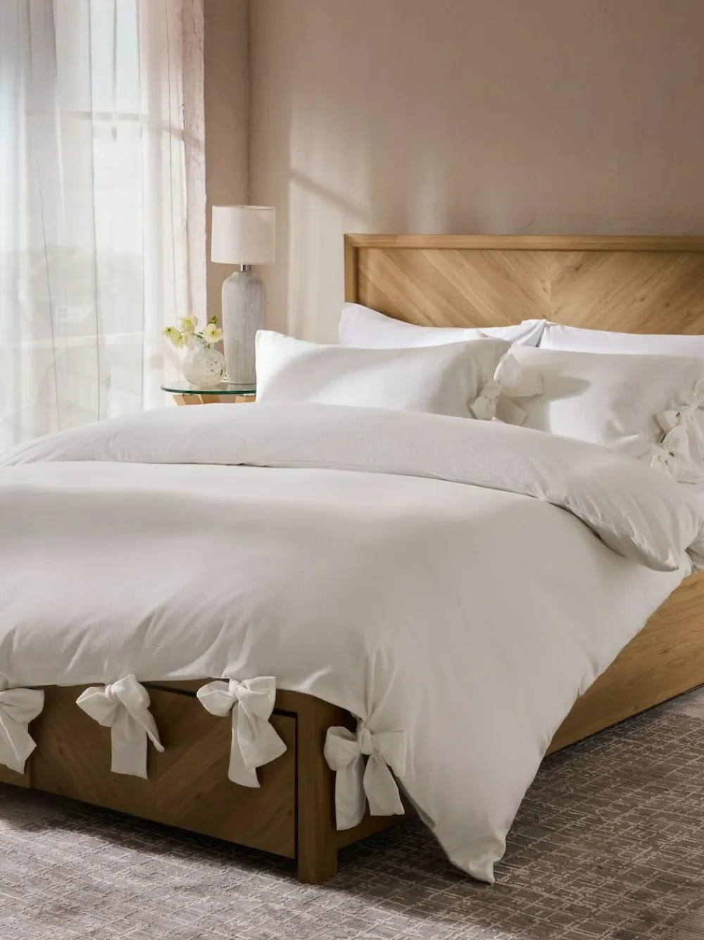 New Next Supersoft 100% Brushed Cotton Duvet Cover Bow Tie Edge and Pillowcase Set White