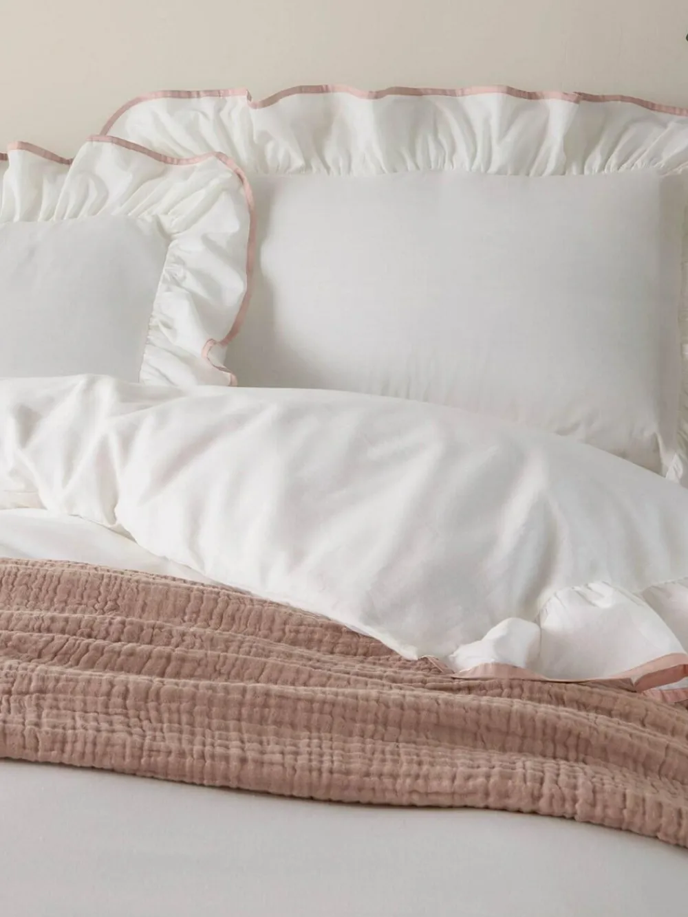 Wylder Blousey Cotton Ruffle Duvet Set^ Branded Bedlinen