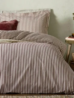 Outlet Yard Beetroot Burgundy Red Set of 2 Hebden Melange Stripe 100 Cotton Pillowcases