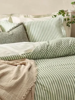 Outlet Yard Green Hebden Striped 100% Cotton Duvet Cover and Pillowcase Set
