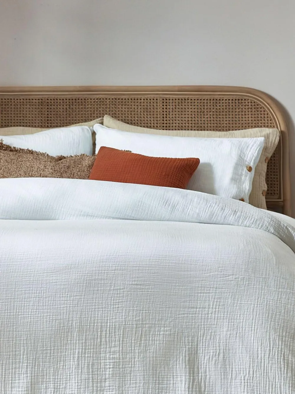 New Yard Lark Muslin 100% Cotton Duvet Cover and Pillowcase Set White