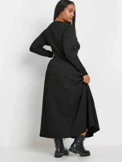 New Yours Curve Black Textured Flared Maxi Dress